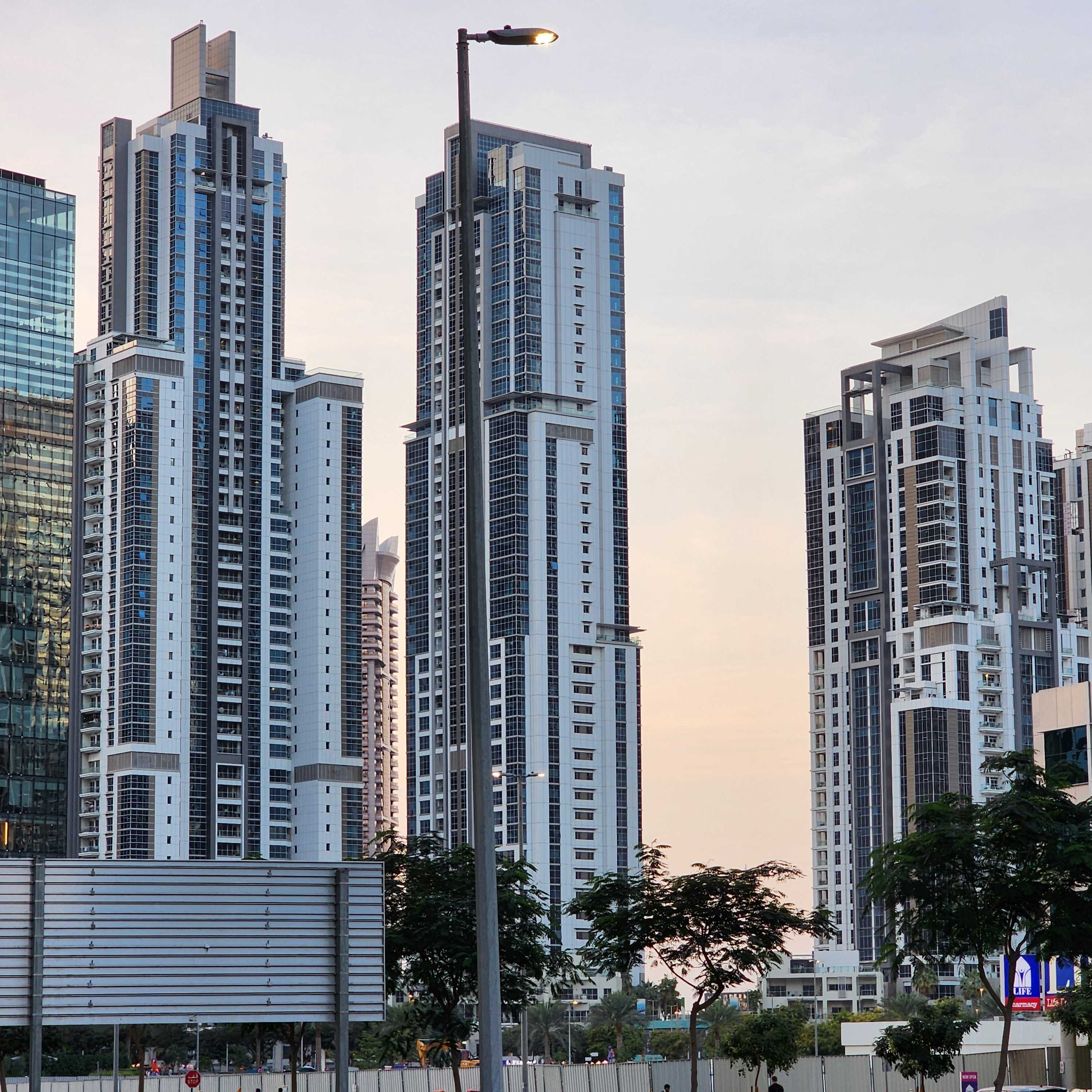 Apartments for sale in Executive Towers